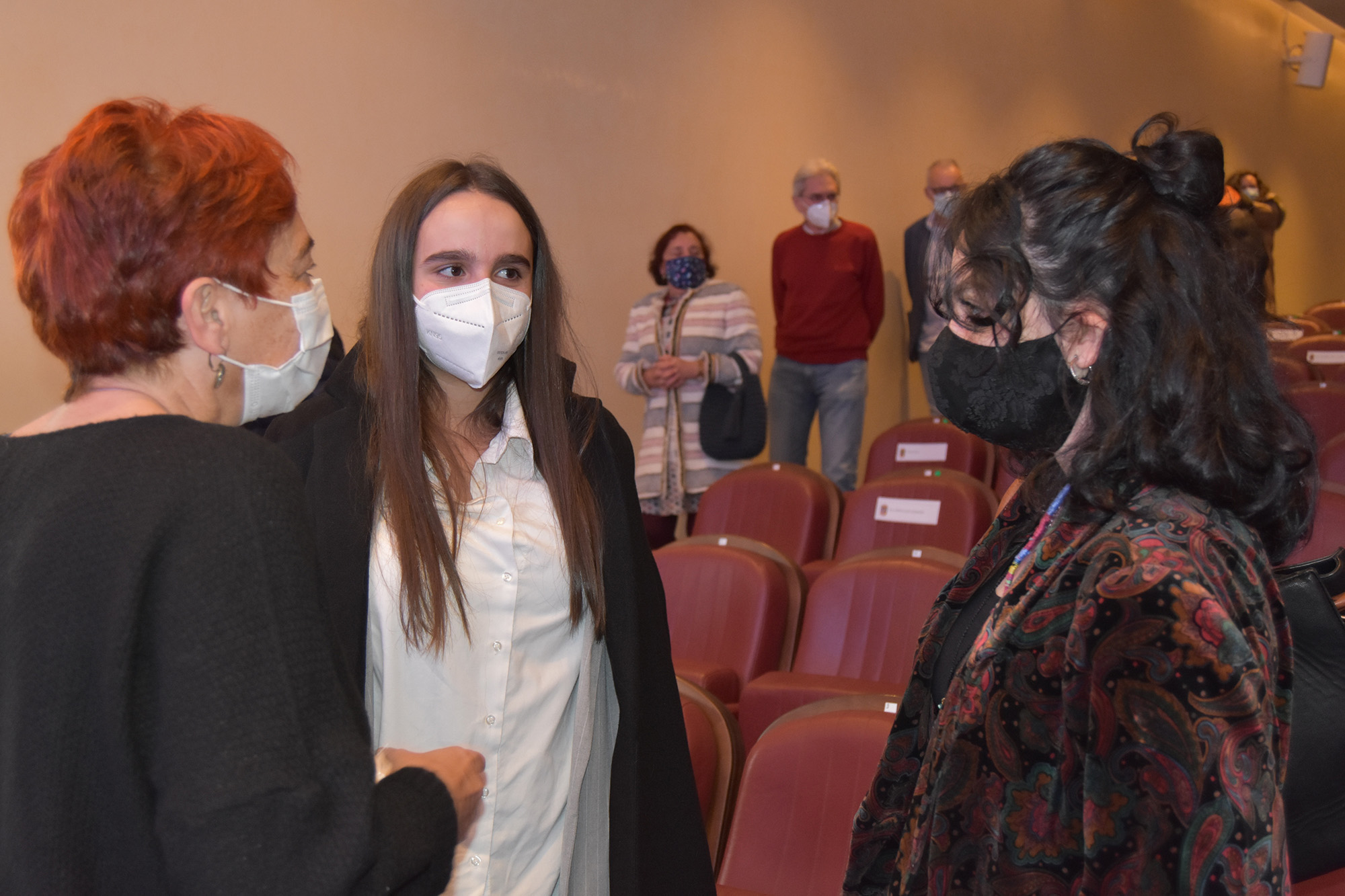 As convidadas conversan con Maite Ferreiro ao remate do acto As convidadas conversan con Maite Ferreiro ao remate do acto